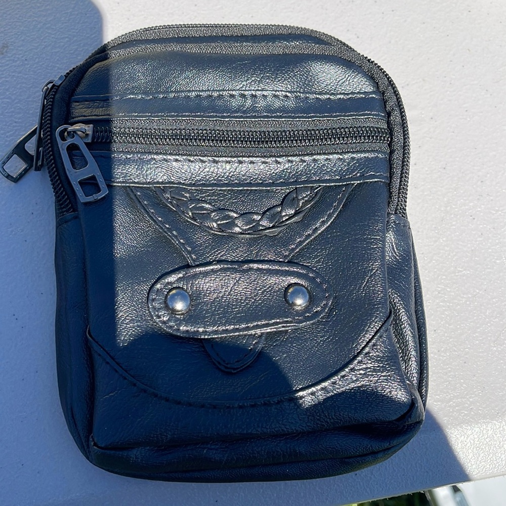 Black Crossbody